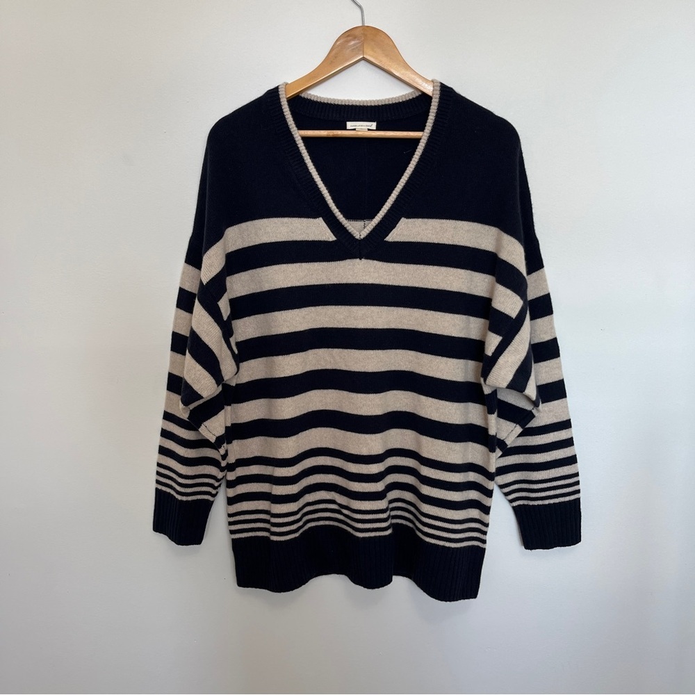 Unsubscribed 100% Cashmere Knit V-neck Sweater in Navy & Cream Stripe Size M
